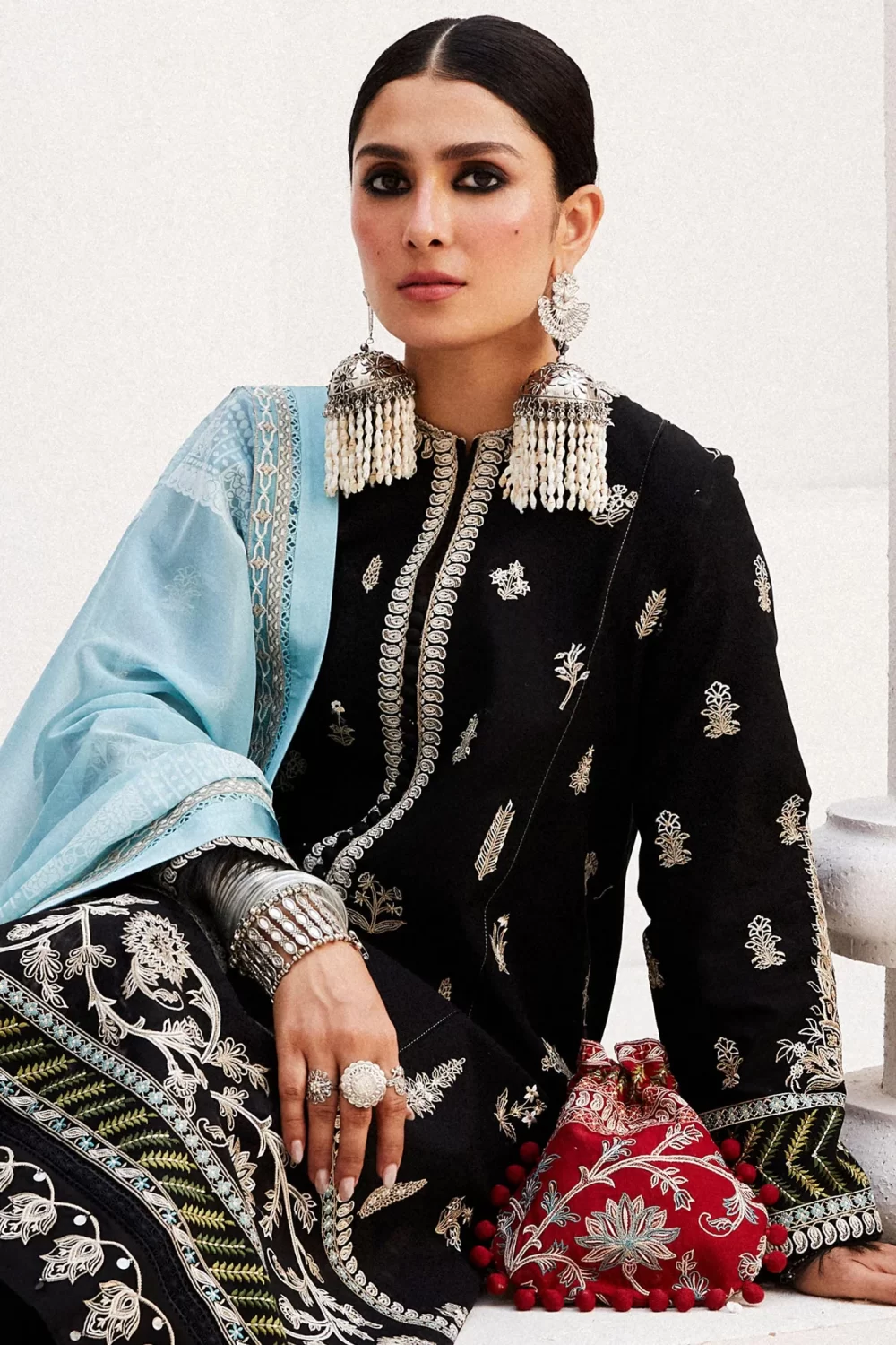 zara shahjahan, 3 piece suit, unstitched, lawn, myra 14b , front neck