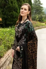 Ramsha Pakistani designer dress featuring intricate embroidery and premium fabric – stylish ethnic wear for UK shoppers.
