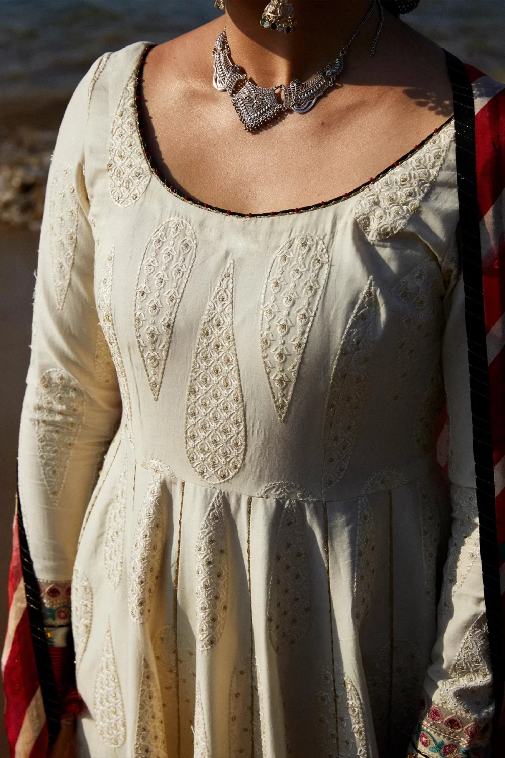 zara shahjahan, 3 piece suit, unstitched, lawn, aaina 8a, front neck