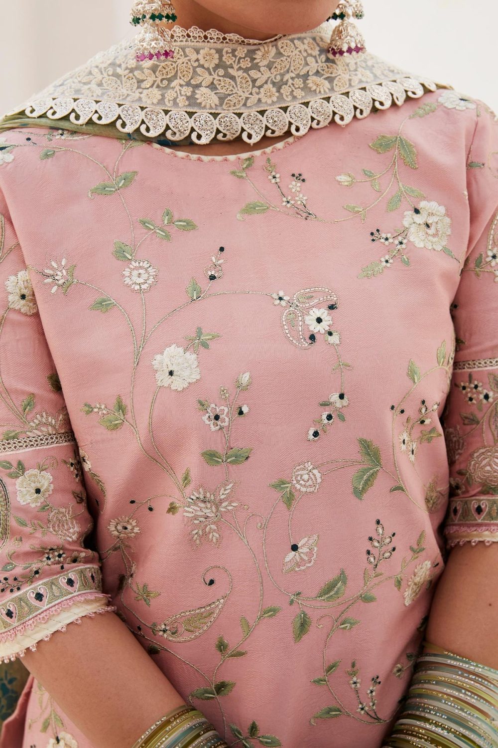 zarashahjahan, unstiched, 3 piece suit, jacquard, korina 3a, neckline