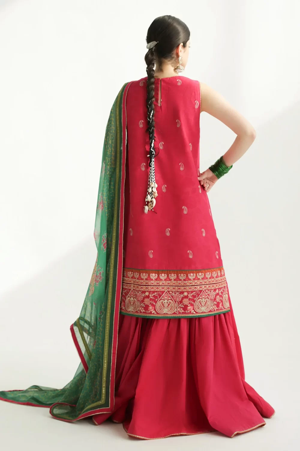 zara shahjahan, unstiched, 3 piece suit, jacquard, korina 3b, back