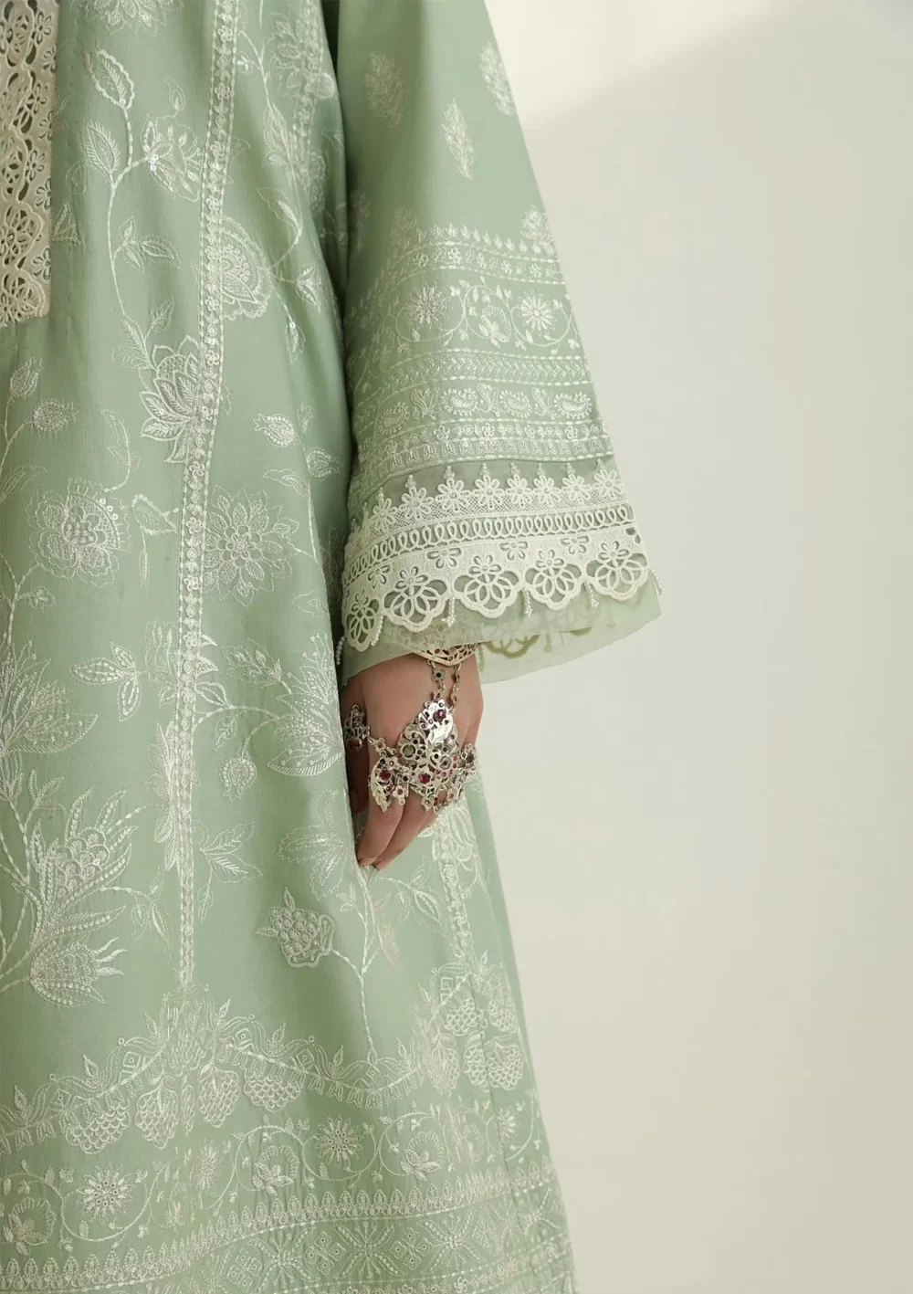 zara shajahan. 3 piece unstiched suit, green, mahi 1b. sleeves