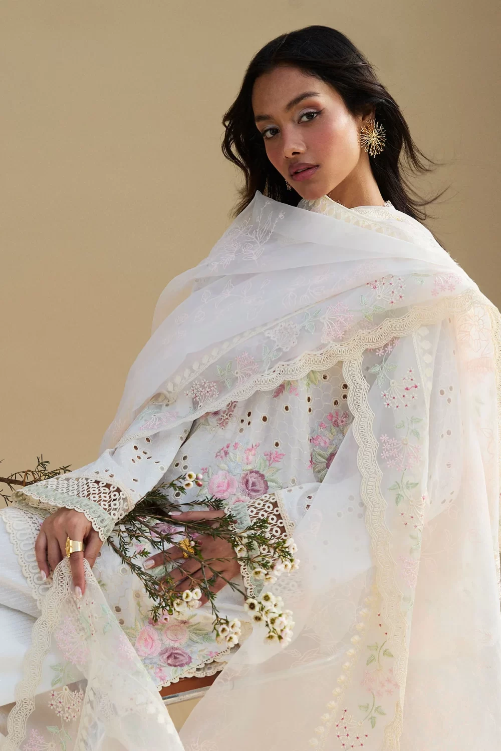 Zara shahjahan Pakistani suits, satori lawn 25’ , 3 PIECE SUIT , unstitched, lawn , ivory color , KAIRO-10A, front dupatta with border