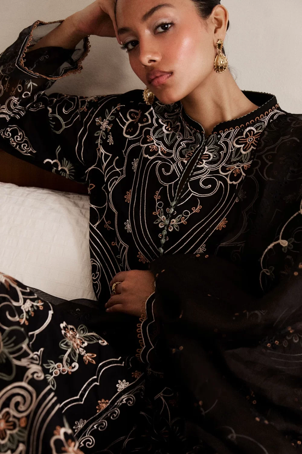 Zara shahjahan , satori lawn 25’ , 3 PIECE SUIT , unstitched, lawn , BLACK & GOLD color , schizumi-4A, front SHIRT