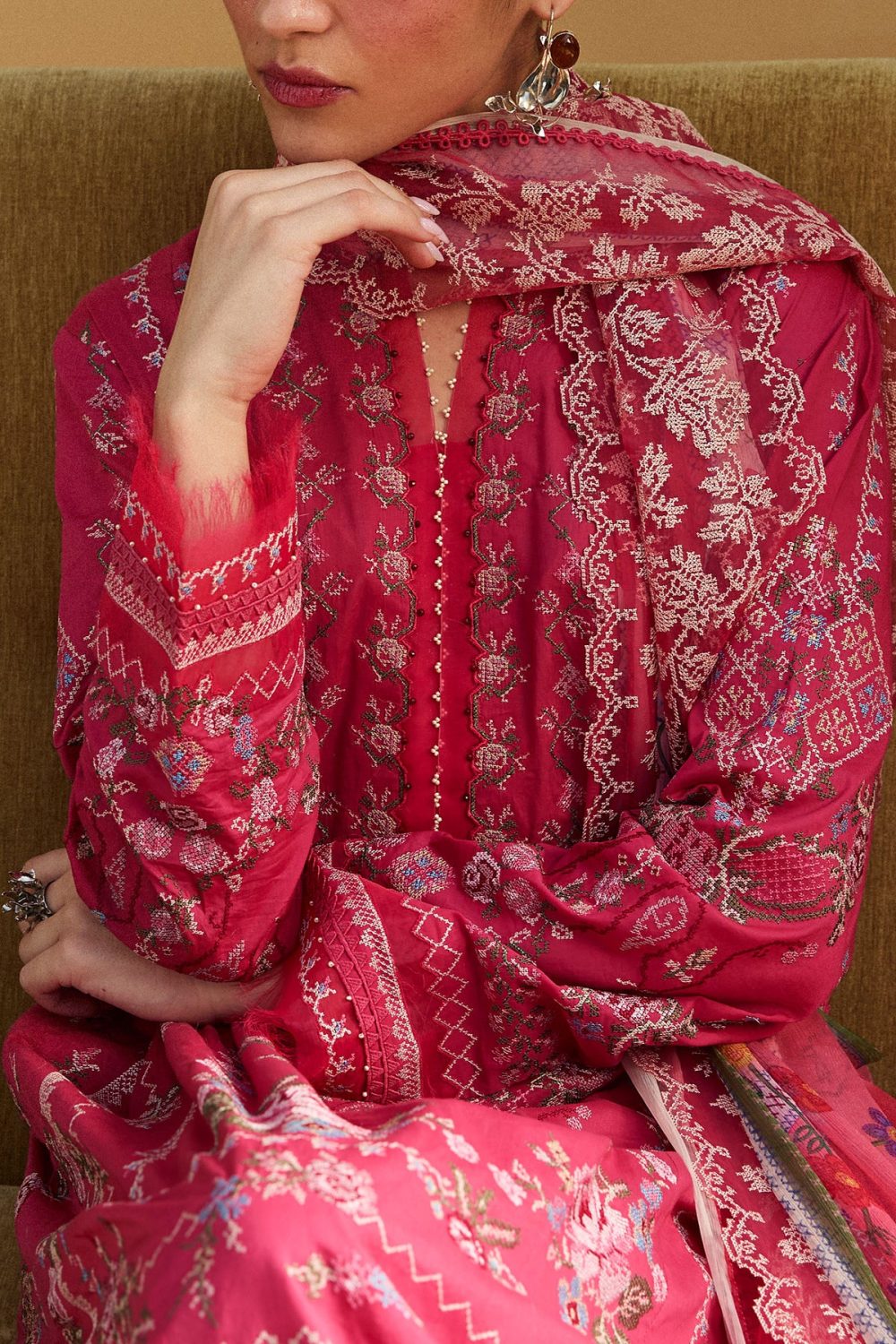 Zara shahjahan , satori lawn 25’ , 3 PIECE SUIT , unstitched, lawn , DUSTY PINK color , HIKARI-7A, KAMEEZ