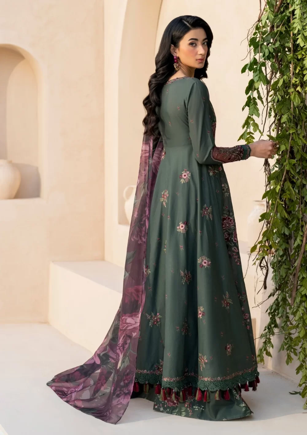 iznik, eid festive lawn 25’ , 3 PIECE SUIT , unstitched, lawn , dark green color , Efl-11, back