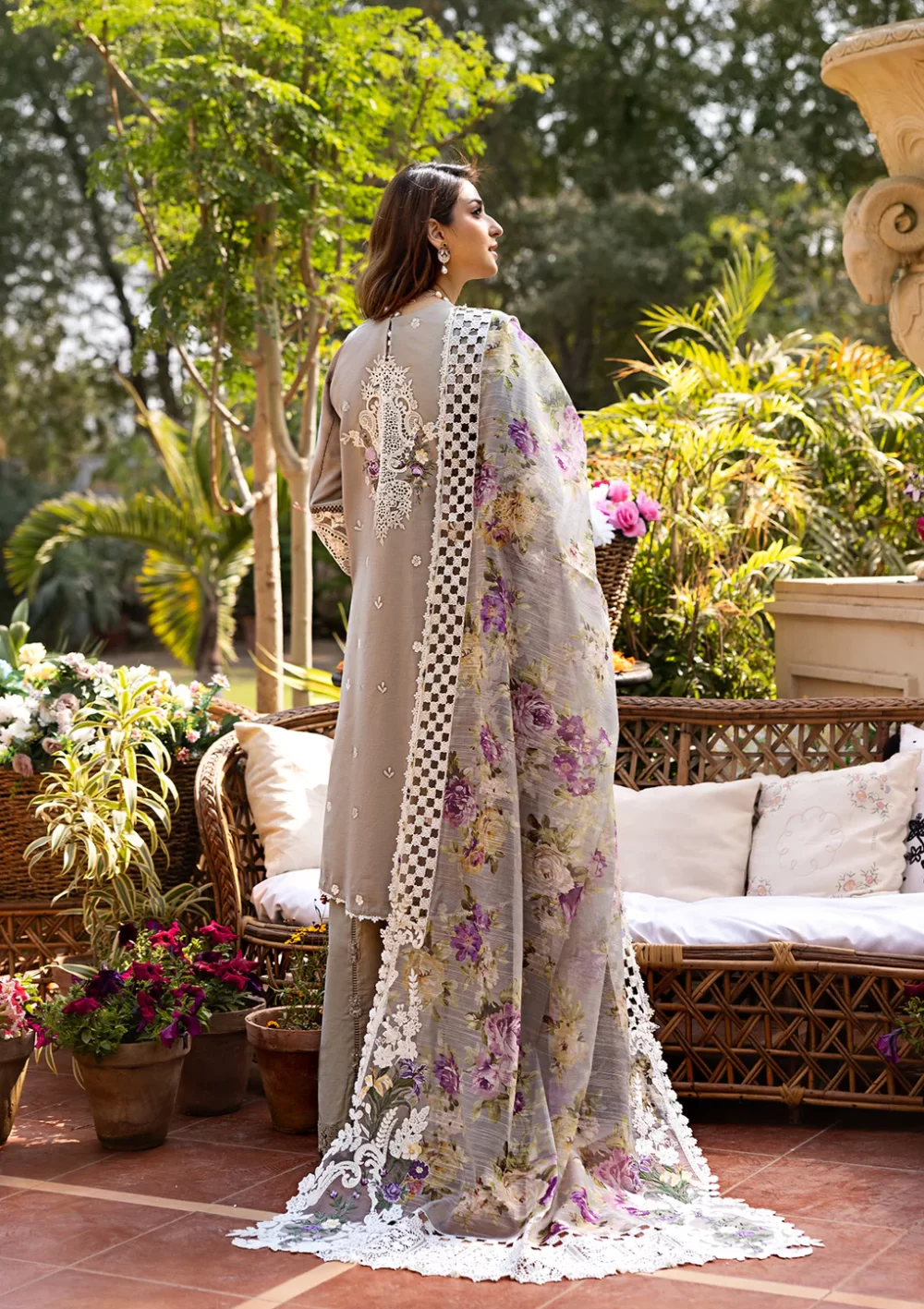 elaf, luxury lawn 25’ , 3 PIECE SUIT , unstitched, lawn , mouse grey color , Elm-05, back
