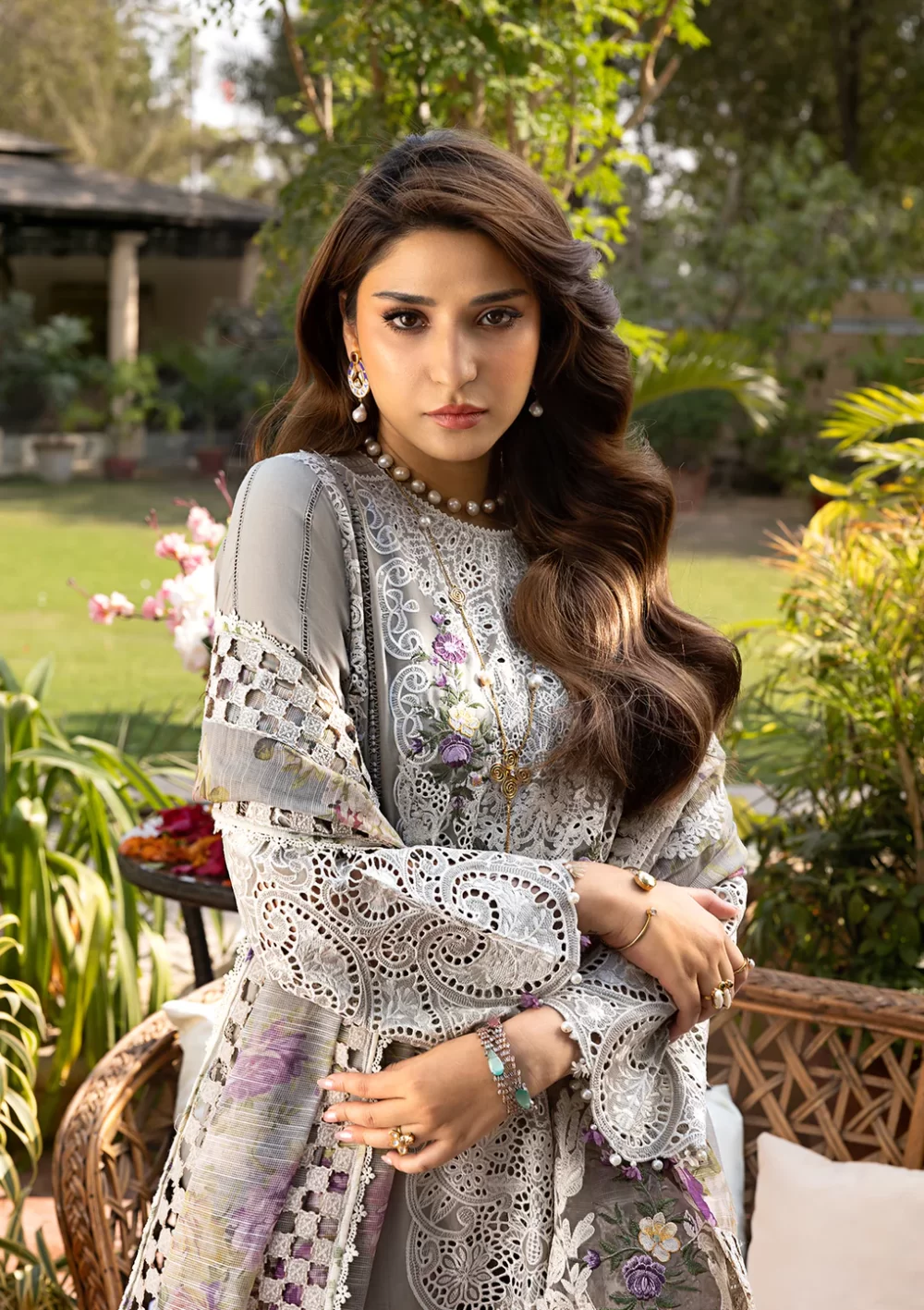 elaf, luxury lawn 25’ , 3 PIECE SUIT , unstitched, lawn , mouse grey color , Elm-05, sleeves