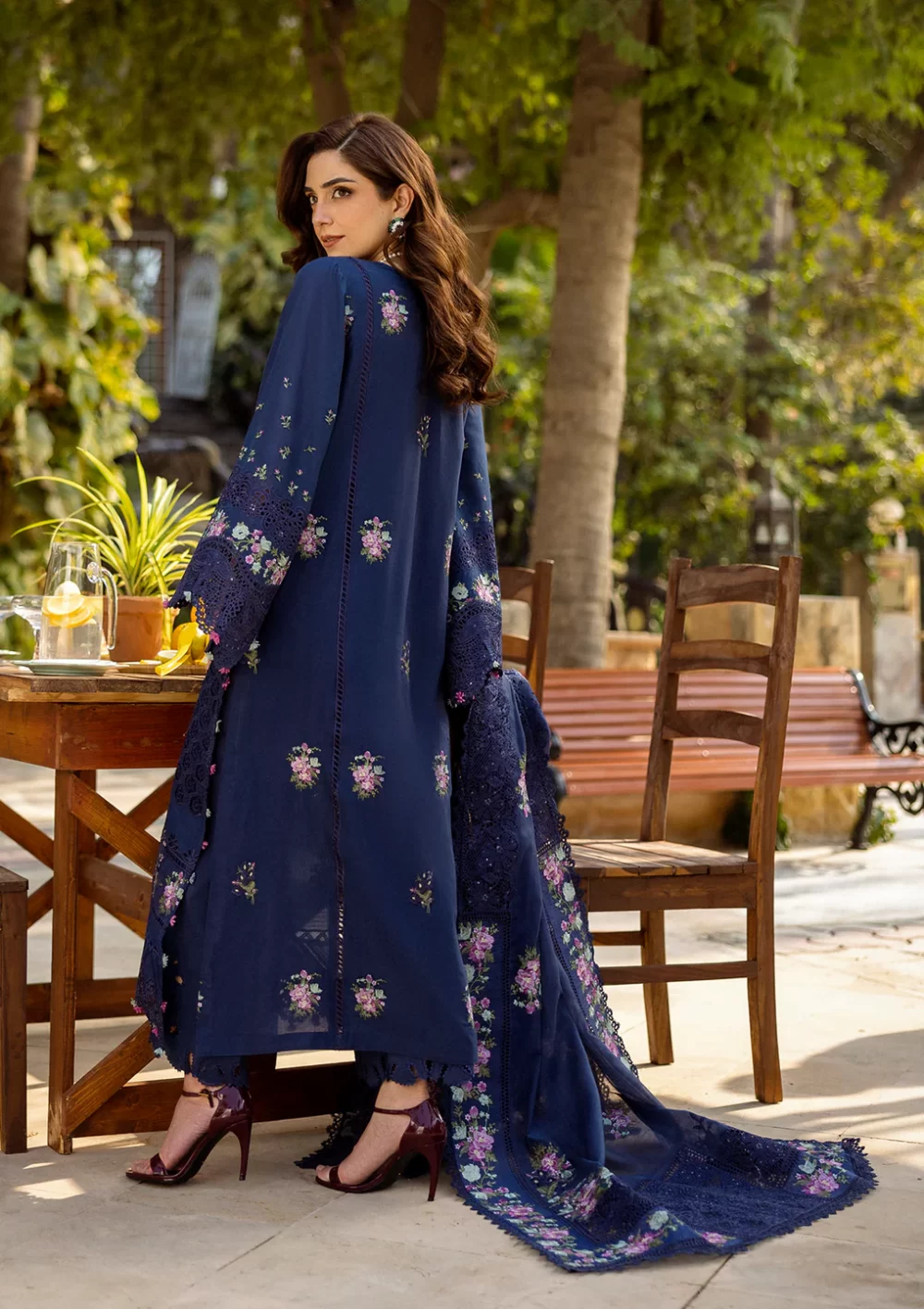 elaf, luxury lawn 25’ , 3 PIECE SUIT , unstitched, lawn , navy blue color , Elm-06, back