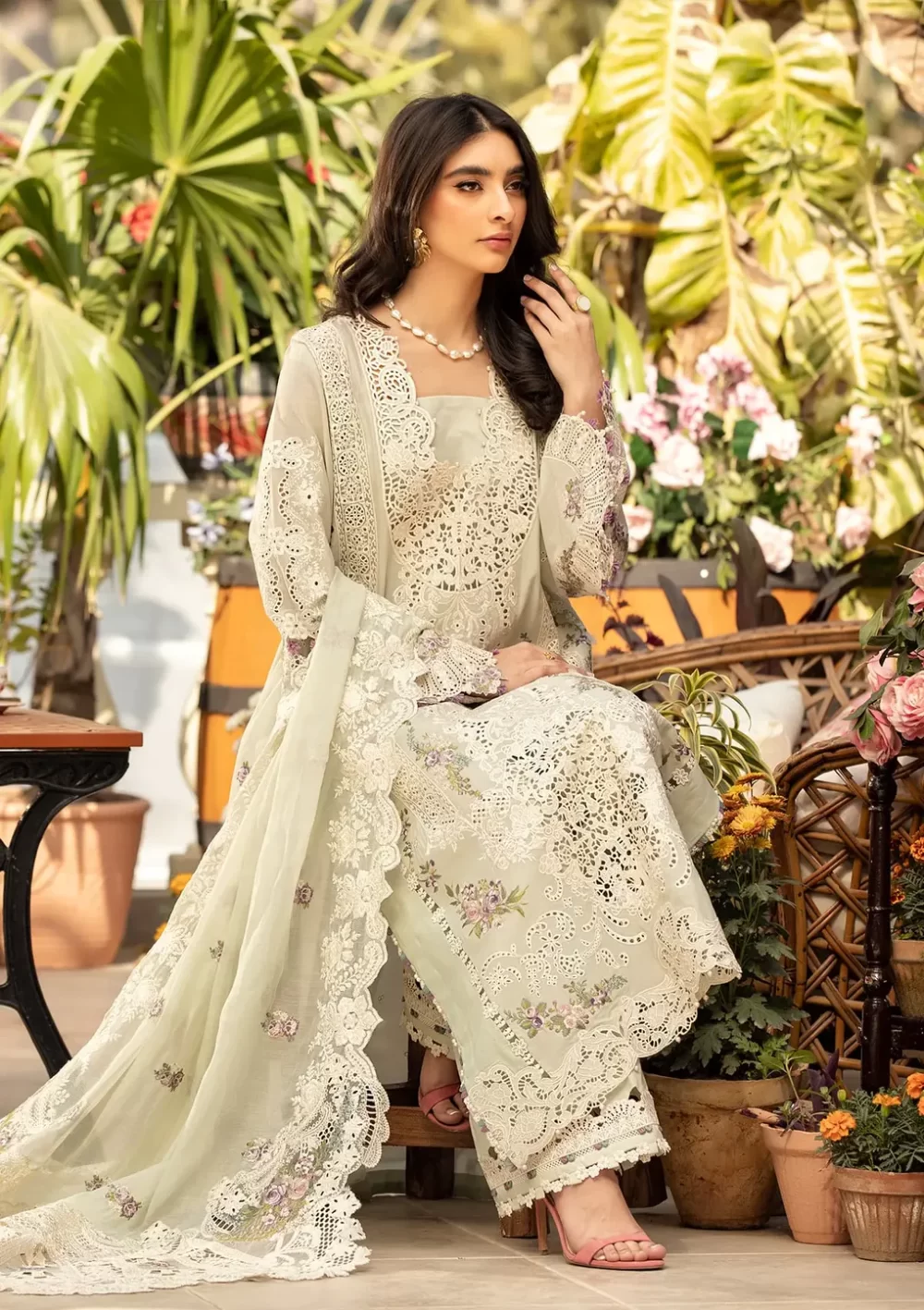 elaf, luxury lawn 25’ , 3 PIECE SUIT , unstitched, lawn , mint green color , Elm-01b, FRONT look