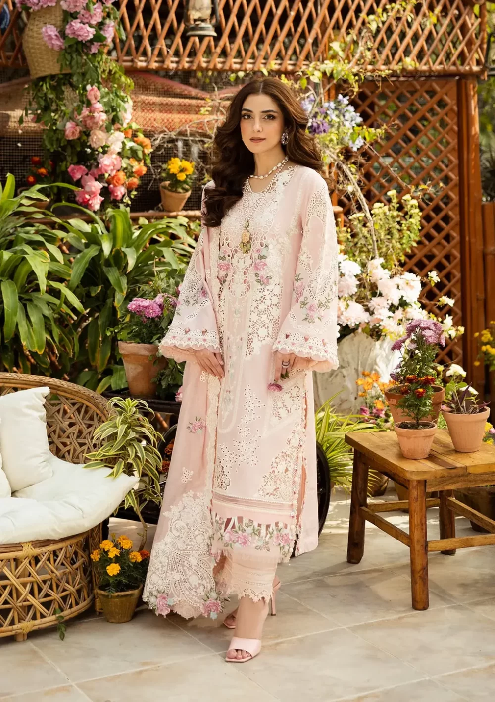 elaf, luxury lawn 25’ , 3 PIECE SUIT , unstitched, lawn , blush pink color , Elm-2a, FRONT