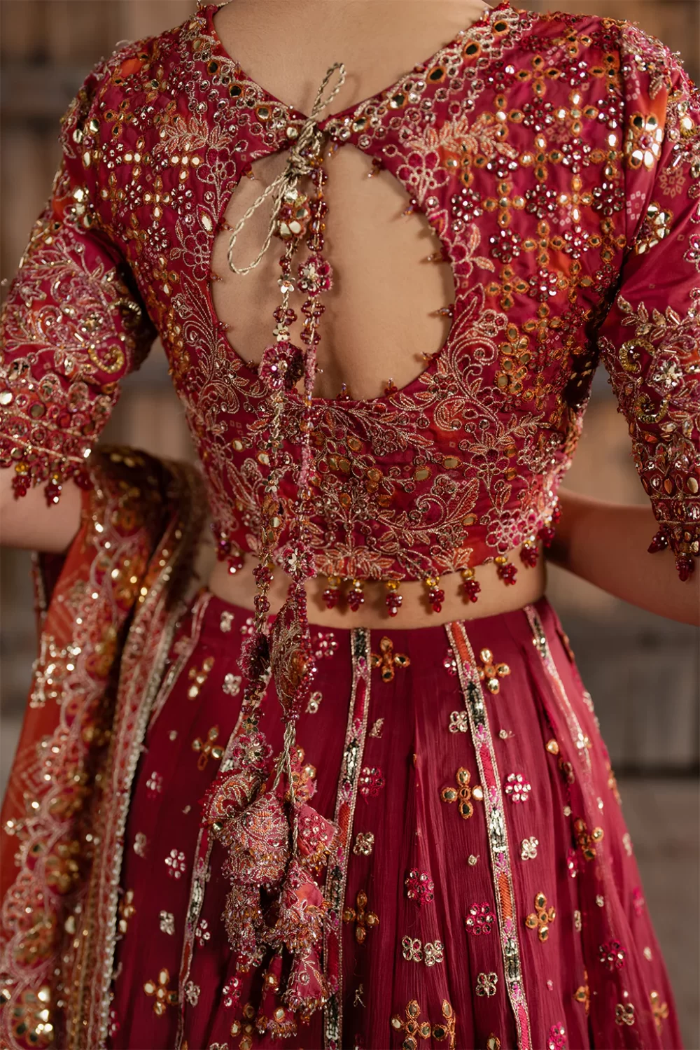 Iznik, luxury chiffon, 25’ , 3 PIECE SUIT , unstitched, chiffon , red , ILC-07, back style 2