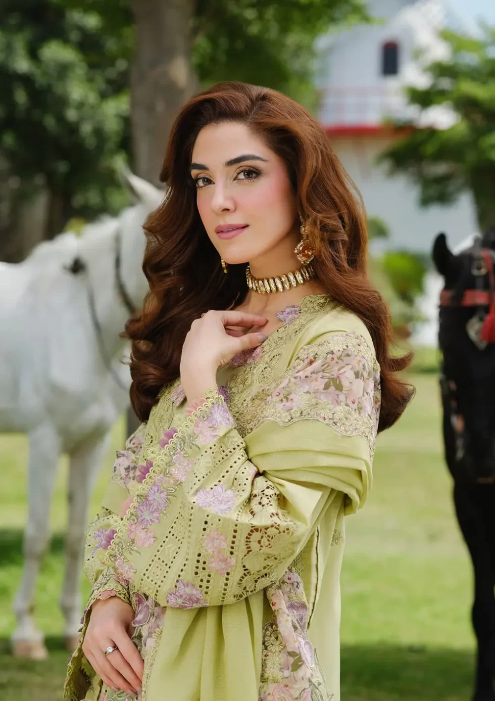 Elaf Premium Luxury Lawn Collection 2025 | ELH-1A PISTACIA, 3-piece Pakistani designer lawn suits in the UK- Zee Collections. sleeves