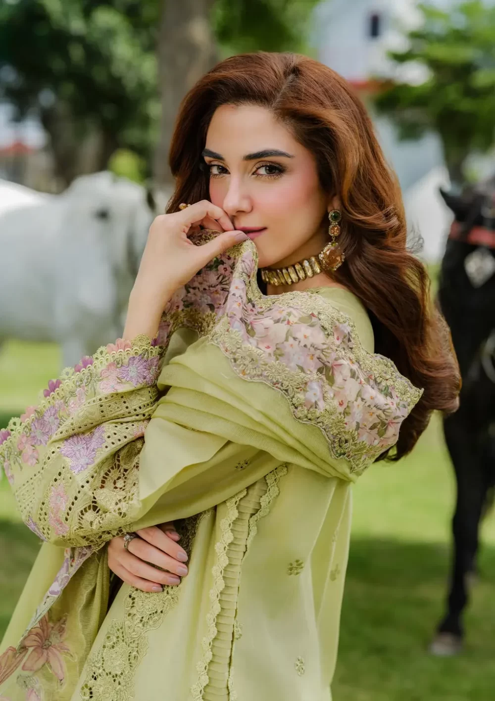 Elaf Premium Luxury Lawn Collection 2025 | ELH-1A PISTACIA, 3-piece Pakistani designer lawn suits in the UK- Zee Collections. sleeves and dupatta