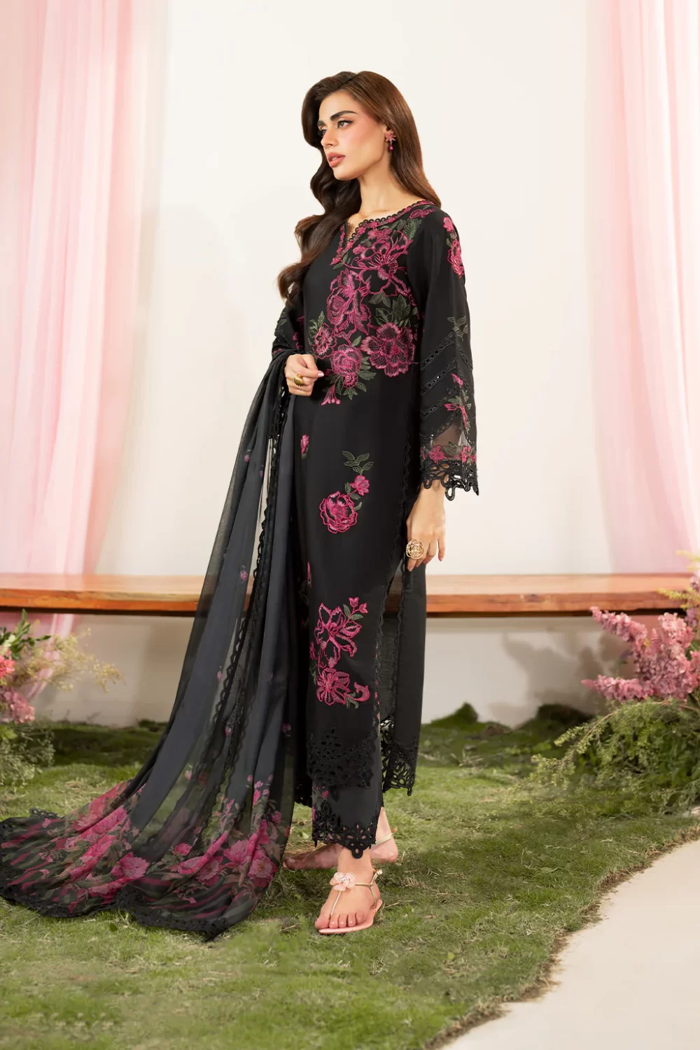 Iznik Festive Edition 2025 | IFE-06, 3-piece Pakistani designer lawn suits in the UK- Zee Collections. side look