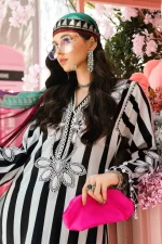 Maria B M. Prints Unstitched Eid II 2025’ “MPT-2609-B”, 3-piece Pakistani designer lawn suits in the UK- Zee Collections. FRONT kameez and dupatta