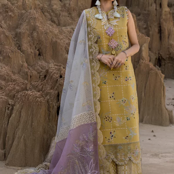 Rang Rasiya Premium Eid Collection 2025 | Nadia, 3-piece Pakistani designer lawn suits in the UK- Zee Collections. FRONT